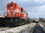 ALCO Diesellok A.9112 und MAN Dieseltriebzug 1501 der OSE Schmalspur Peloponnes in Pirgos. (30.10.2006)