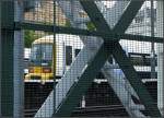 Im Bahnhofsvorfeld von  London Charing Cross  - auf der Hungerford Bridge.