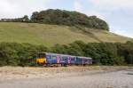 - Am Looe Estuary -  Die untersten Kilometer der Looe Valley Line verlaufen direkt entlang dem Fluss Looe oder kornisch Logh, der auch dem Ort Looe den Namen gab.