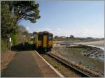 The Bay Line: Auf dem Weg nach St Ives verlässt der Treibzug 150 229 Lelant.