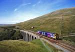 Northern Rail Tw 158 853 auf dem Arten Gill Viaduct, 01.10.2010, Zug 15.03 Carlisle.