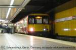  SPT  318255 nach Dalmuir, im Bahnhof Glasgow-Central (tief)  September 2007