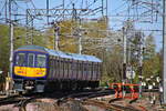 319376 Ausfahrt Bahnhof Warrington am 02.05.2016