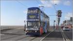 Nummer 709 ist auf der Promenade Richtung Pleasure Beach unterwegs.