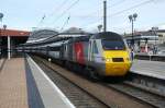 Virgin Trains 43309 verlässt am 01.04.2015 den Bahnhof York nach London Kings Cross.