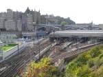 Edinburgh-Waverley, 19.10.2010, 14:06 Uhr, Blick vom Osten  Panasonic DMC-FZ50, Belichtungsdauer: 0.005 s (10/2000) (1/200), Blende: f/4.5, ISO: 100, Brennweite: 13.40 (134/10