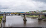 Network Rail New Measurement Train mit HST 43062 und 43013 überquert am 27. April 2019 die King Edward VII Bridge in Newcastle.