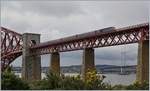 Der  neuen  Schottische Zug: Ab Dezember 2018 werden einige HST 125 Class 43 Züge mit vier bzw. fünf Zwischenwagen auf den Verbindungen von Edinburgh und Glasgow nach Aberdeen und Inverness eingesetzt. Das Bild zeigt eine solchen, vierteiligen Zug auf der Fort Bridge bei Nord Queeensferry.
23. April 2018