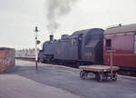 Die von Markus Gmür aufgenommene, neu im Bau befindliche Lok 82045 in Bridgnorth knüpft an die Serie von mittelgrossen Tenderloks 82000-82044 aus den Jahren 1952 ff an.