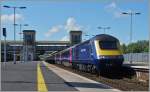 Ein  First Great Western  HST Class 43 wartet in Exeter St Davids auf die Abfahrt nach Paddngton.