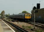 Ein 319 431 Nahverkehrstriebwagenzug in Wimbledon am 19.