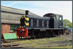 Die D2059 der Isle of Wight Steam Railway wurde 1959 als Class 03 der British Railways gebaut. Am 26.04.2026 steht sie vor dem Lokschuppen in Havenstreet.