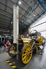 Ein Nachbau der  Rocket  in den Farben der Liverpool & Manchester Railway.