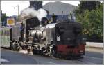 Der letzte Dampfzug des Tages mit der Garratt Lok 87 erreicht Porthmadog.