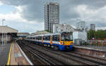 London Overground 378 203 / Clapham Junction, London, 15.