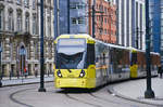 Manchester Metrolink Tram 3053 (Bombardier M5000) in Aytoun Street auf der Linie 4 Richtung Victoria and Bury.
