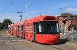 Ein erfreulicher Farbtupfer: Nottingham Tw 206, David Lane Tram Stop, 24.08.2016.