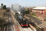 King Class 6024 mit 'Bristolian' in voller Fahrt durch Langley (Berks), westlich von London, auf der Great Western mainline, 3.