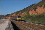 Zwei First Great Western Class 143  Pacer  mit dem führenden 143621 sind  nach Dawlish auf der Fahrt Richtung Exeter.