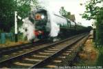 SR Schnellzuglok West Country class 4-6-2 Baujahr 1945. Eingestellt bei der Blue Bell Railway Sheffield Park. 110 Loks wurden gebaut, Besonderheit die Steuerung erfolgte ber eine im lbad laufende Kette innen. 1956 wurden die Loks auf Walchaertsteuerung umgebaut.