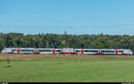 Testfahrten mit einem bi-modalen FLIRT UK für Greater Anglia zwischen Gümligen und Thun am 16. August 2018. Gezogen wurde der Zug zwischen zwei Kupplungswagen von der Re 460 091, hier bei Allmendingen.