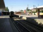 In der ersten Juniwoche haben wir eine Nilkreuzfahrt gemacht. In Assuan hatte ich da auch mal ein wenig Zeit, mir den dortigen Bahnhof anzusehen. Links fuhr gerade ein Zug nach Kairo ab. 