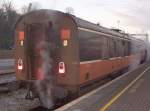 Heizwagen 3178 mit Gepckabteil an einen Personenzug am 15.02.2005 im Bahnhof Mallow.