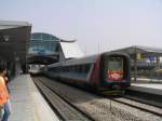 Am 06.05.2007 hlt Triebzug 7203, ein dnischer IC 3  Gumminase  im Bahnhof Tel Aviv Ha'Hagana.
