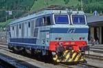 FS E.652 065 wartet auf den nchsten Einsatz (Bahnhof Brennero/Brenner, 22.08.1998); digitalisiertes Dia.
