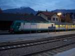 E 464 des Pendelzuges Meran - Brenner - Meran am 15.11.2009 im Bahnhof von Meran