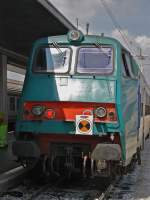 Steuerwagen MDVC am Ende eines Regionalzugs im Bahnhof Venezia Santa Lucia (12.05.2010)