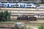 Alt und neu im Bahnhof von Vicenza: Dampflok BR FS 625 und Triebzge Minuetto (28.05.2010)