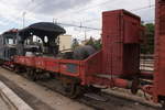 04 june 2009, Arezzo depot, cabin and some other parts of the steam locomotive 640.091 on the old flat car KKKlmm 42-83-328-3-101-8.