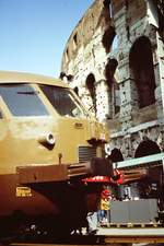 14 oct 1984, a view of the ALn 556.2312 with the Colosseo behind.