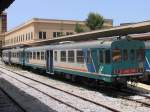 ALn 663 1184 und ALn 663 1190 mit Regionalzug R8663 Piraineto-Trapani auf Bahnhof Trapani (Sizilien) am 28-5-2008.