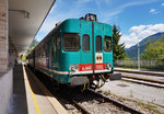 ALn 668 1237 + ALn 668 1238 stehen am 21.5.2016 im Bahnhof Calalzo-Pieve di Cadore-Cortina.
Eine Stunde später fuhren die beiden als R 5957 nach Belluno zurück.