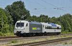 Am 07.07.2023 war der Luxon im Rahmen einer Charterfahrt von Hamburg nach Amsterdam und zurück unterwegs, Zuglok war die 190 311-7 von RailAdventure, hier durchfährt das Duo dem Bahnhof