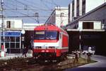 electric locomotive e 402.013 is starting from Roma Termini station, 12 lug 1996 