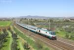 E.402 030 passes Vada whilst working Inter City train 657, 0810 Milano Centrale-Grosseto, 15 April 2013