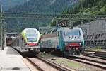 Abfahrt am Morgen des 04.07.2018 von E 405.035 zusammen mit E 412 003 vom Abstellgleis im Bahnhof von Brennero, um an einen KLV zu rangieren.