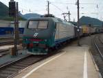 E412 013 mit KLV-Zug in Kufstein am 06.06.2012