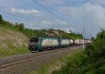 E 412 004 + E 412 018 mit dem stark verspteten Mars-KLV am 04.05.2013 bei Mhldorf-Mllbrcke.