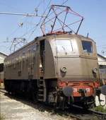 10 may 1987, electric locomotive e 428.230 at Livorno depot 