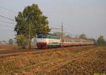 FS E444R 067 hauling the EScity9752 (Lecce-Milano) running near Cadeo on the 26th of October in 2008