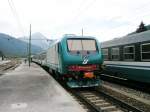 FS E464 032 am 18-08-2003 im Bahnhof Toblach