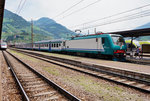464 055-9 hält am 8.7.2016, mit R 20719 (Brennero/Brenner - Merano/Meran), im Bahnhof Bolzano/Bozen.