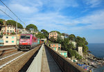 Running an hour late, 483001 passes Zoagli whilst working the La Spezia-Melzo Scalo Oceanogate container train, 28 July 2016