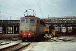 may 1984, e 645.018 at the turntable of Napoli depot