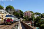 The E656.607 hauls the regional train n. 2050 from La Spezia Centrale to Savona, here in Zoagli.