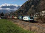 Die EU 43 003 mit einem KLV-Zug am 16.11.2013 unterwegs bei Campo di Trens.